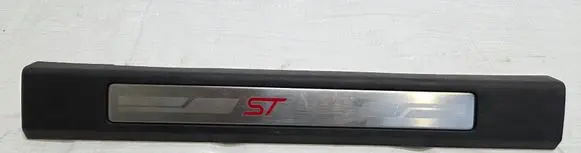 Ford Mondeo MK V Foot area side trim DS73-F13200-LAW