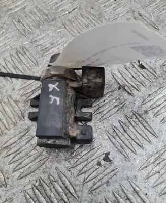BMW X5 E53 Valve vacuum 2247906