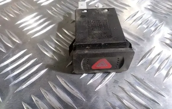 Volkswagen Golf IV Hazard light switch 1J0953235J 6N0959621B