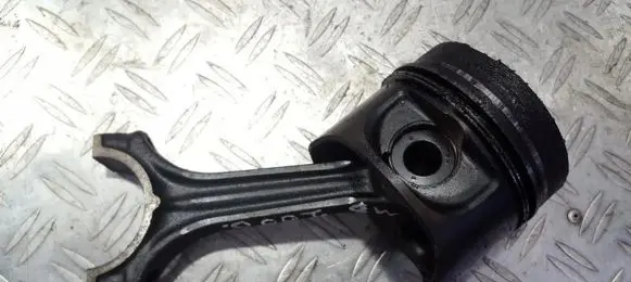 Piston