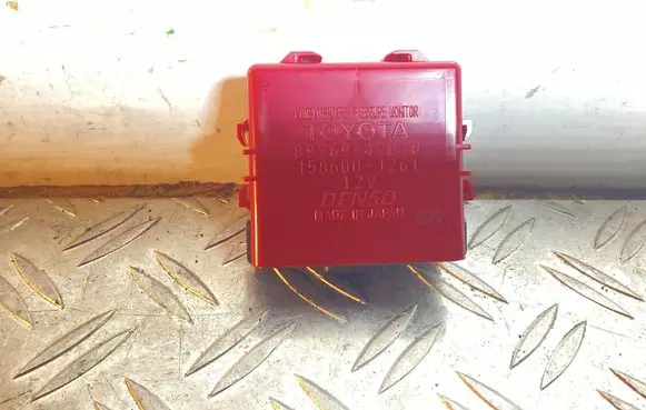 Toyota Prius+ (ZVW40) Tire pressure control unit 8976947040