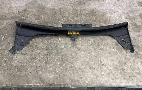 Mercedes-Benz C AMG W205 Other engine bay part A2055050800