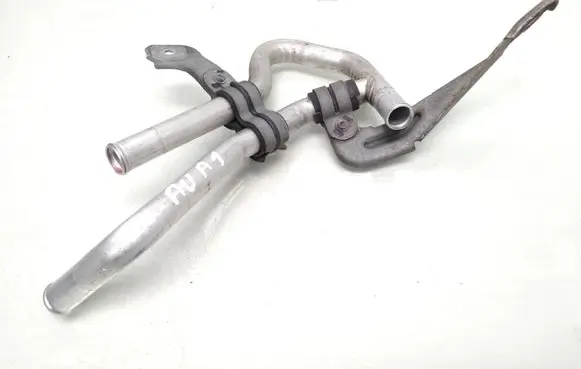 Toyota Auris E180 Engine coolant pipe/hose