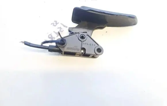 Citroen C5 Engine bonnet (hood) release handle