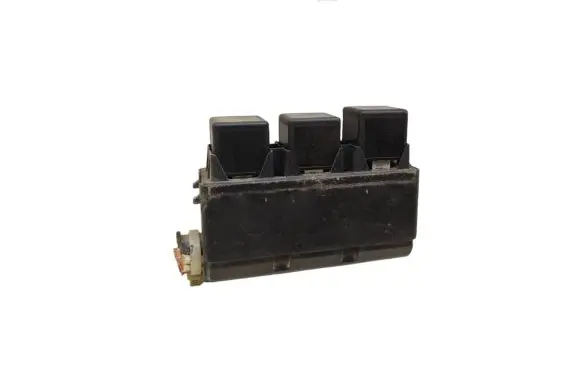 Subaru Legacy Relay mounting block RB203300B