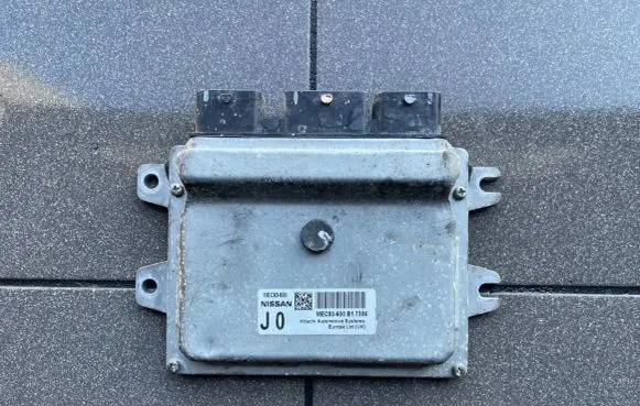 Nissan Qashqai Engine control unit/module ECU MEC93-600