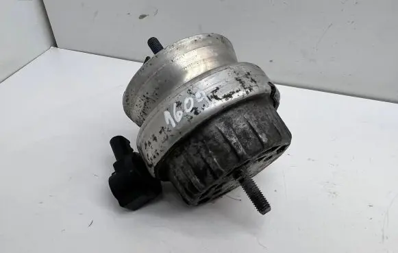 Audi A6 S6 C6 4F Engine mount bracket 4F0199382H 050311082009