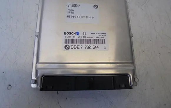 Mini One - Cooper R50 - 53 Engine control unit/module ECU