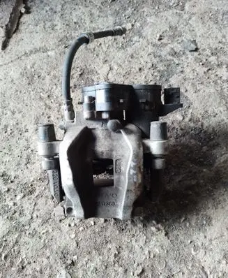 Volvo XC60 Rear brake caliper