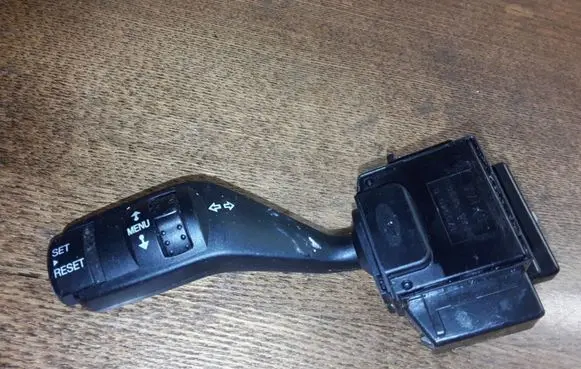 Ford Focus Indicator stalk 17D940B