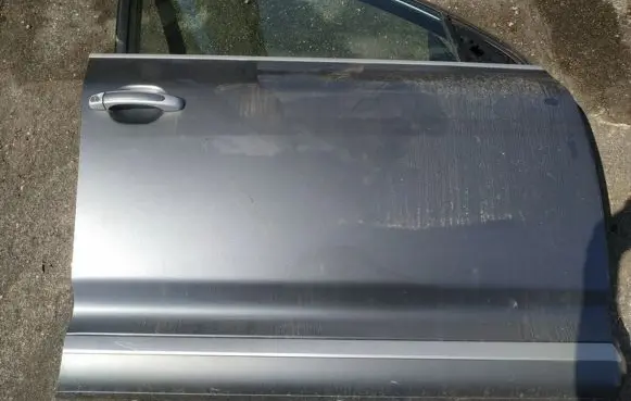 Porsche Cayenne (9PA) Front door pilkos