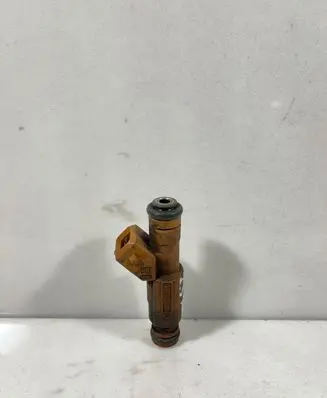 Volvo XC70 Fuel injector 0280155831 9186340