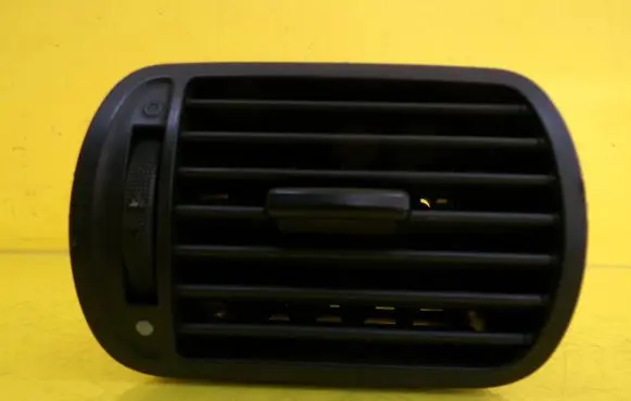 Audi A3 S3 8L Dashboard side air vent grill/cover trim 8L0820901