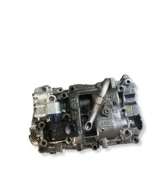 Audi A4 S4 B7 8E 8H Oil pump 03L103537