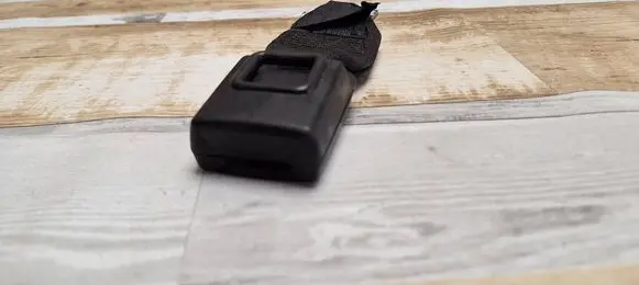 Mitsubishi Colt CZ3 Middle seatbelt (rear) MN108304