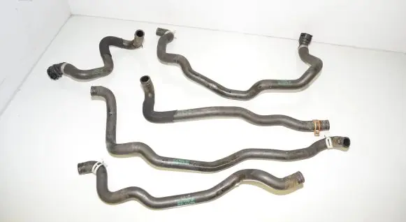 BMW 5 F10 F11 Engine coolant pipe/hose 9119168 9119169 9119174