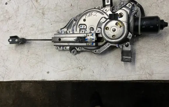 Lexus RX 330 - 350 - 400H Tailgate/trunk/boot lift motor 42710710030