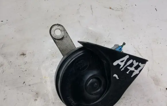 Chevrolet Captiva Horn signal E30055306