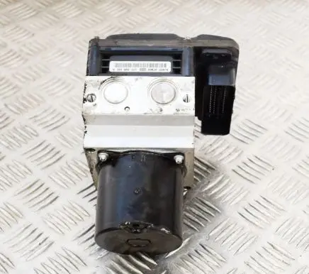 BMW 5 E60 E61 ABS Pump 67833606774679