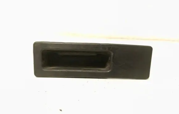 BMW 3 F30 F35 F31 Tailgate opening switch 7368752