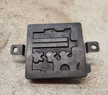 BMW 7 F01 F02 F03 F04 Power management control unit 7591534 58650910