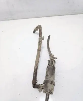 Opel Zafira B Headlight washer pump 90508709