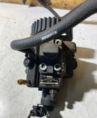 Opel Antara Fuel injection high pressure pump 96859151 0063270 0445010180