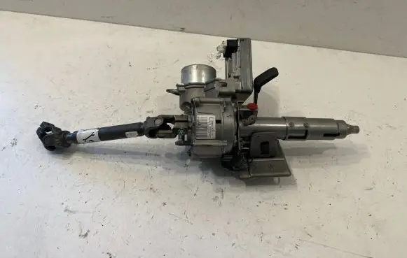 Ford Fiesta Electric power steering pump 8V513C529KM EG024016B2