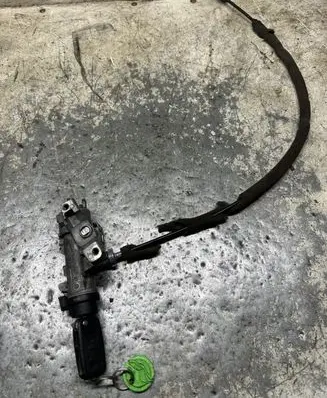 Volkswagen PASSAT B5.5 Ignition lock 4B0905851F