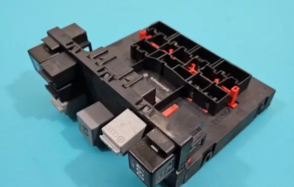 Volkswagen PASSAT B6 Central body control module 3C0937049AE IMPRK1358674