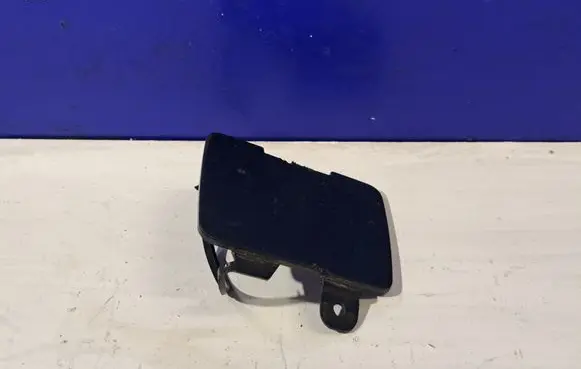Volvo V70 Front tow hook cap/cover 9190320