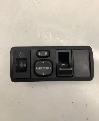 Toyota Corolla Verso E121 Wing mirror switch 183574 777665