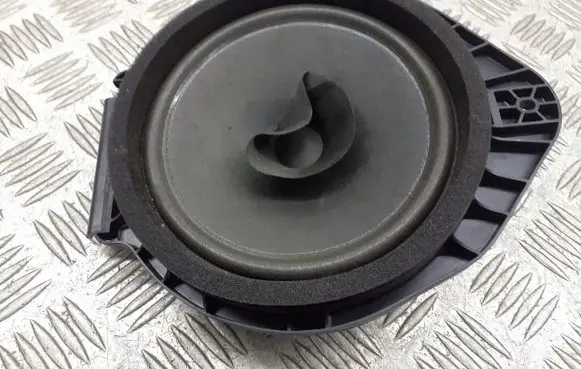 Opel Insignia A Subwoofer speaker 