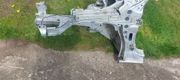 Citroen C4 II Front quarter panel 