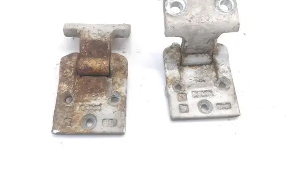 Volkswagen Caddy Rear door hinge set 