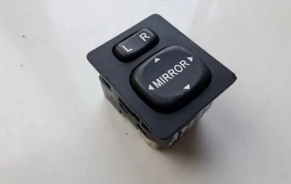 Toyota Yaris Wing mirror switch 183574 769746D
