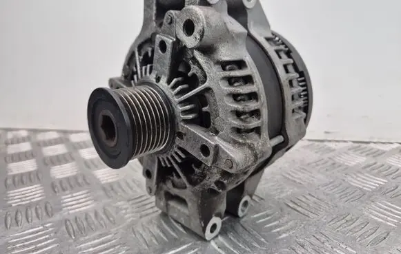BMW 5 F10 F11 Generator/alternator 7591268