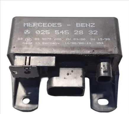 Glow plug pre-heat relay