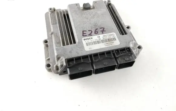 Renault Laguna III Engine control unit/module 8200726880 8200946162 0281015323