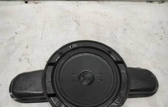 Mercedes-Benz E W211 Parcel shelf speaker A2118200002