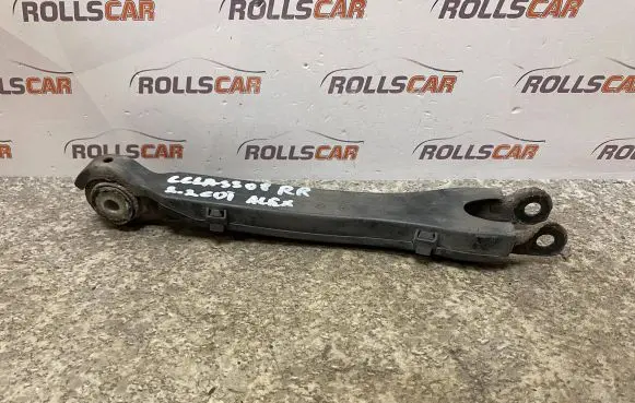 Mercedes-Benz C W204 Rear control arm A2043521488 A2043521288