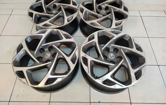 Opel Insignia A R19 alloy rim 39019114