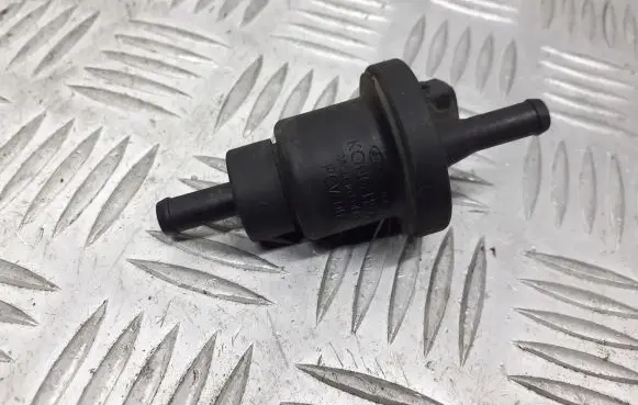 KIA Carens II Valve vacuum 