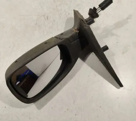 Manual wing mirror