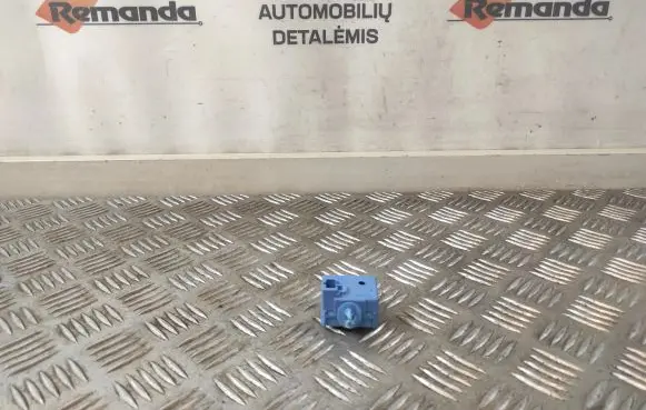 Toyota Prius Prime Sensor 8665250010 0689004430