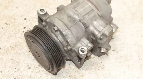 Volkswagen PASSAT CC Air conditioning (A/C) compressor (pump) 1K0820808A
