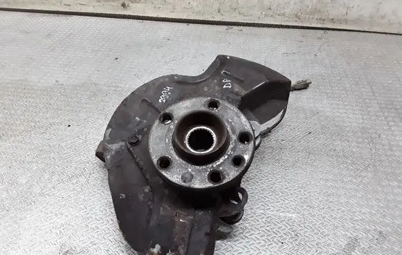 Peugeot 807 Front wheel hub spindle knuckle