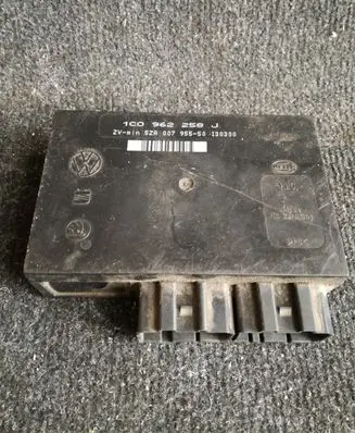 Volkswagen Golf IV Comfort/convenience module 1C0962258J