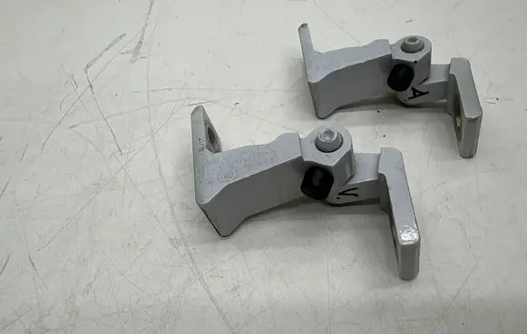 Skoda Fabia Mk3 (NJ) Front door upper hinge 8K0831401P