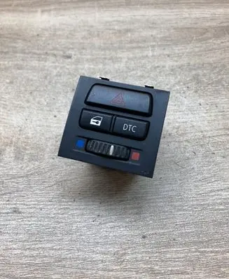 BMW 3 E90 E91 Hazard light switch 9132421